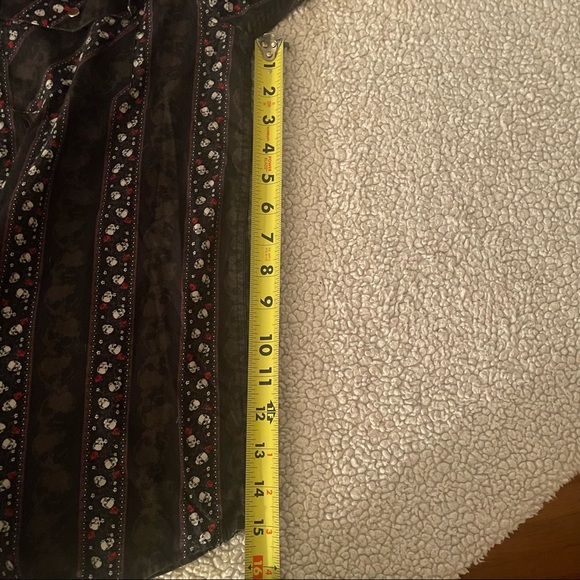 Unique Skull Snap Shirt - Picture 9 of 14